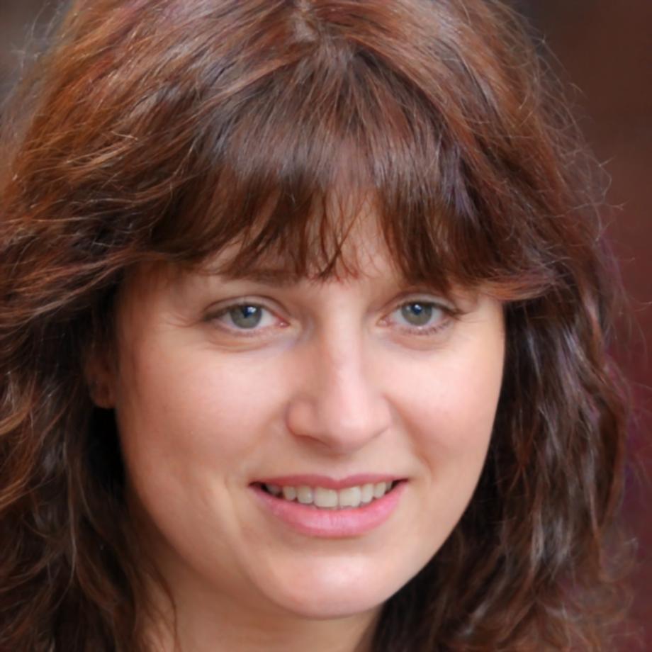 Portrait de Camille Moreau, experte en analyse financière